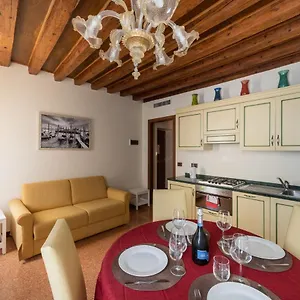 Apartment Ve-nice San Marco C4439
